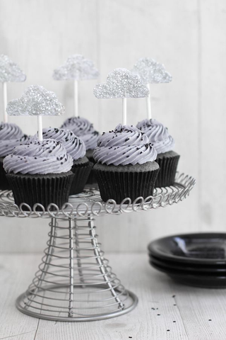 Illustration for article titled Seattle Depressed Cake Shop